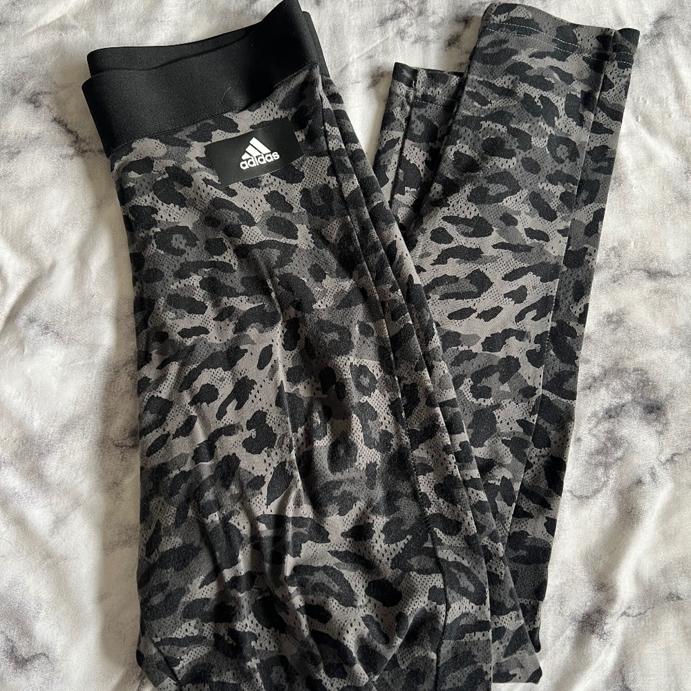 Adidas Cheetah Print Leggings Size S